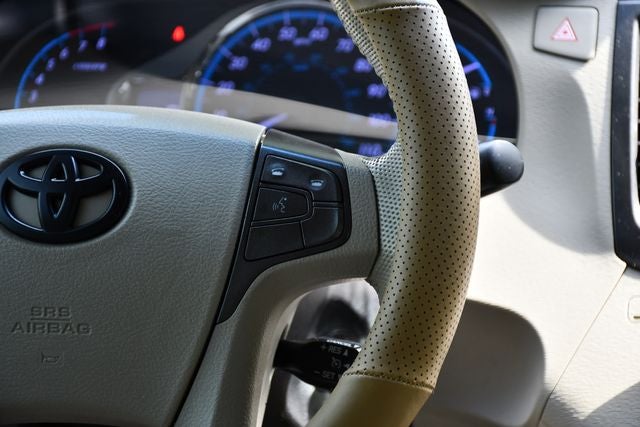 2013 Toyota Sienna XLE 8 Passenger
