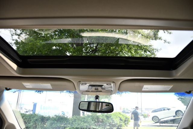 2013 Toyota Sienna XLE 8 Passenger