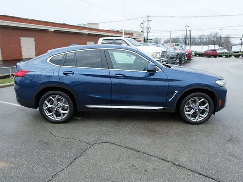 2025 BMW X4 xDrive30i