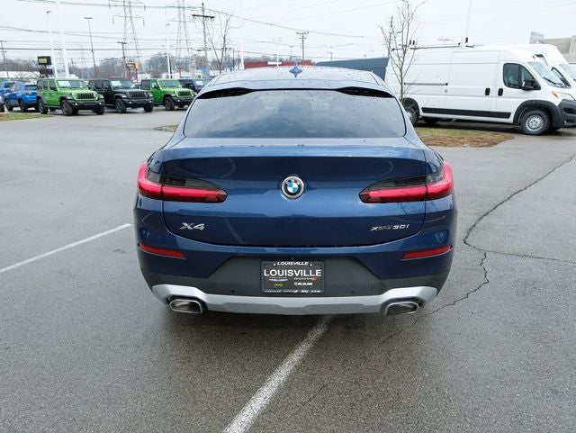 2025 BMW X4 xDrive30i