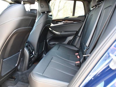 2025 BMW X4 xDrive30i