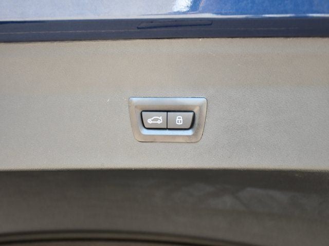 2025 BMW X4 xDrive30i