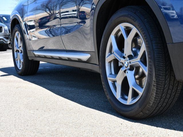 2025 BMW X4 xDrive30i