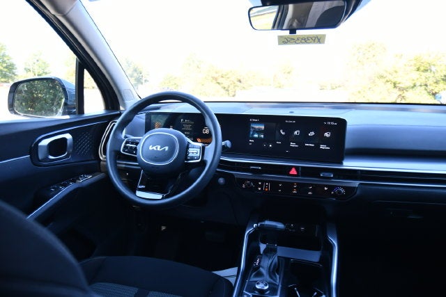 2025 Kia Sorento LX