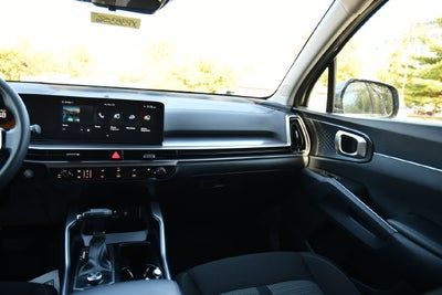 2025 Kia Sorento LX