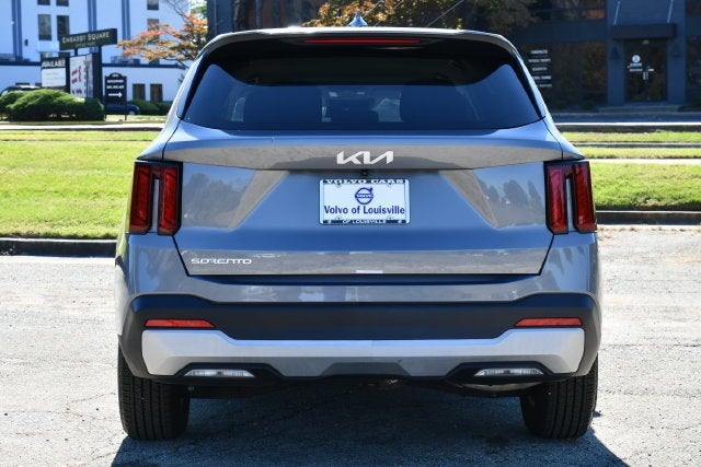 2025 Kia Sorento LX
