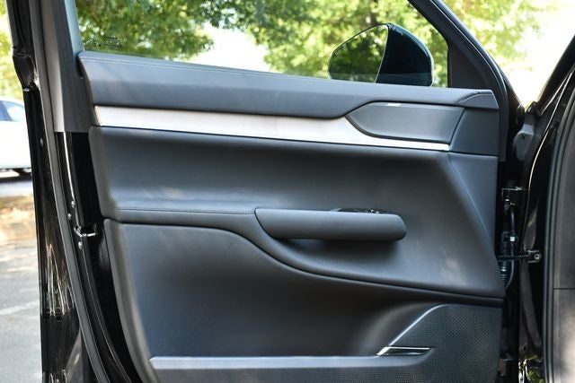 2025 Volvo EX90 Twin Motor Performance Ultra 6-Seater