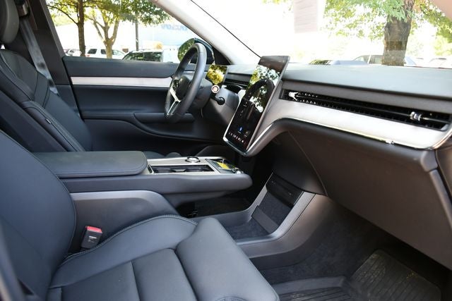 2025 Volvo EX90 Twin Motor Performance Ultra 6-Seater