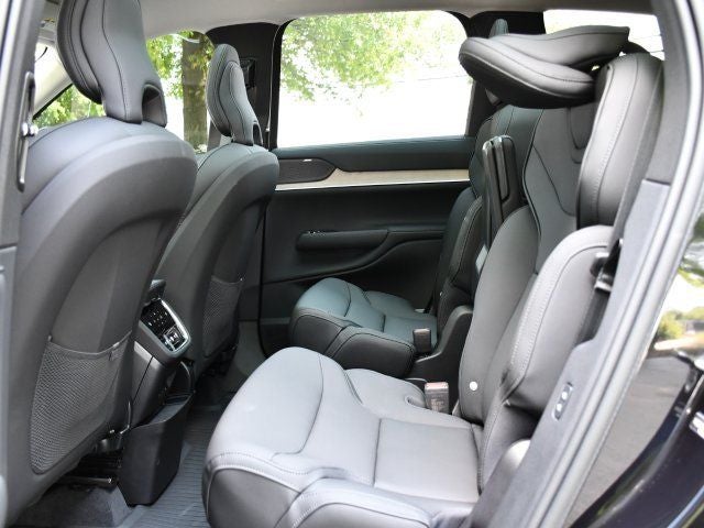 2025 Volvo EX90 Twin Motor Performance Ultra 6-Seater