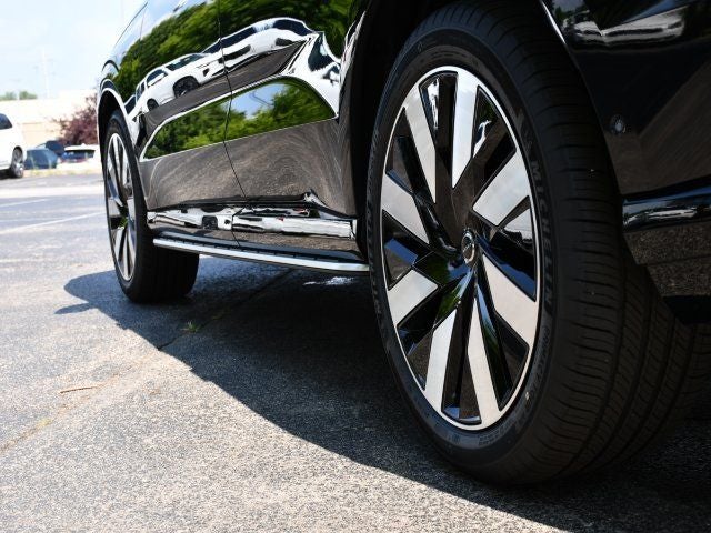 2025 Volvo EX90 Twin Motor Performance Ultra 6-Seater