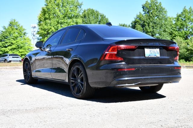 2024 Volvo S60 B5 Plus Black Edition