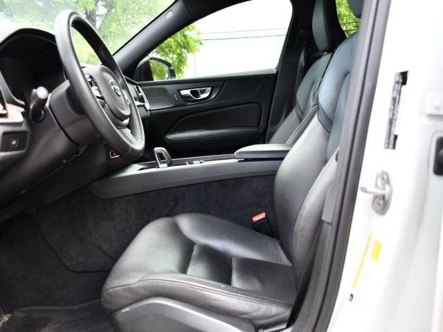 2023 Volvo S60 B5 Plus Black Edition