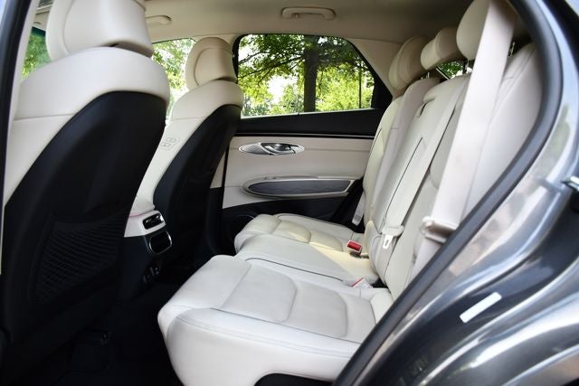 2022 Genesis GV70 2.5T