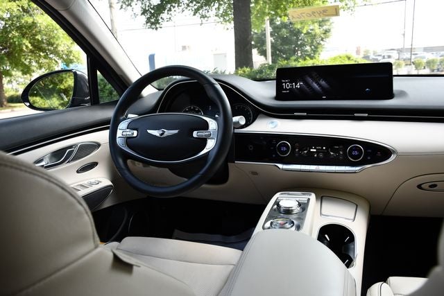 2022 Genesis GV70 2.5T