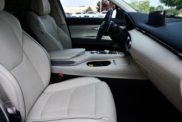 2022 Genesis GV70 2.5T
