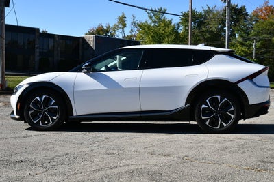 2022 Kia EV6 Wind