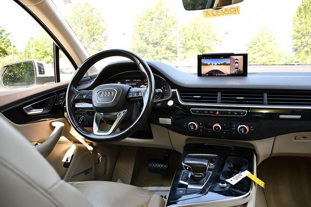 2019 Audi Q7 55 Premium Plus quattro