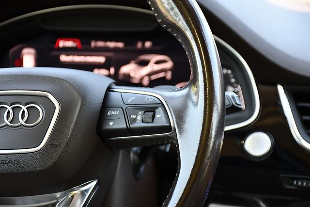 2019 Audi Q7 55 Premium Plus quattro