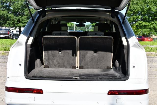2019 Audi Q7 55 Premium Plus quattro