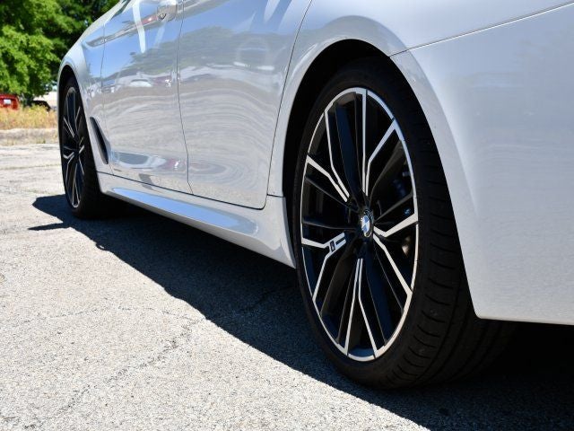 2023 BMW 5 Series M550i xDrive