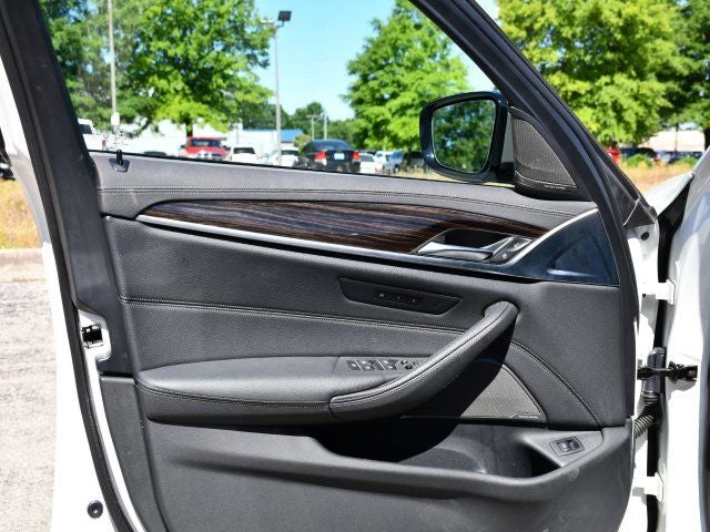 2023 BMW 5 Series M550i xDrive