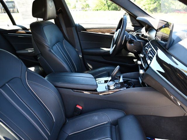 2023 BMW 5 Series M550i xDrive