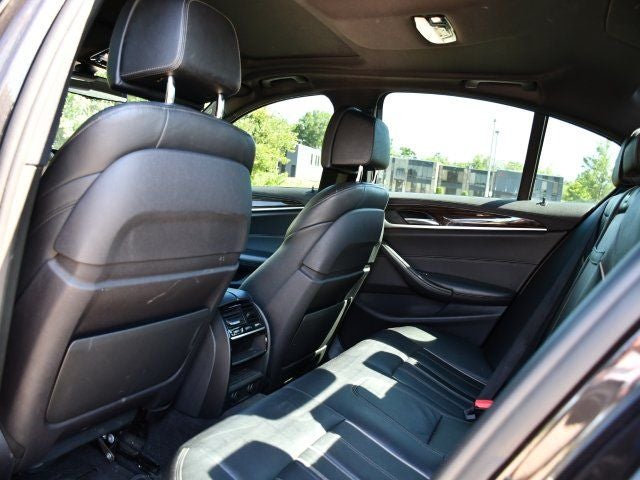 2018 BMW 5 Series 540i