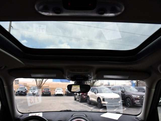 2017 MINI Cooper Countryman Base