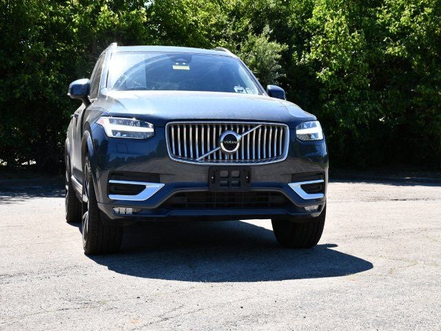 2023 Volvo XC90 B6 Plus 6-Seater