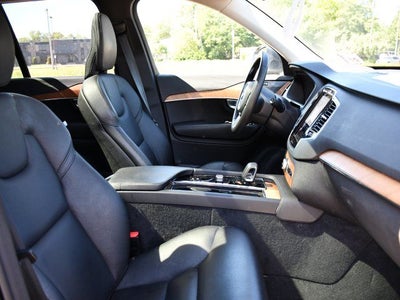 2023 Volvo XC90 B6 Plus 6-Seater