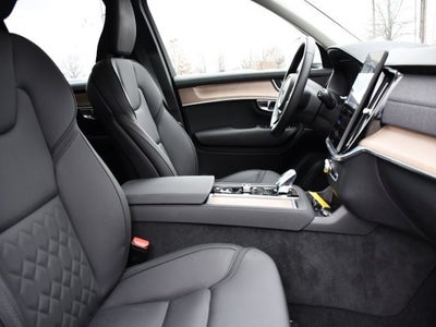 2025 Volvo XC90 B6 Plus 7-Seater 2025.5
