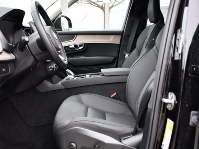 2025 Volvo XC90 B6 Plus 7-Seater 2025.5