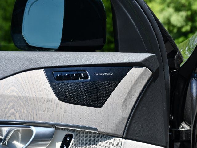 2023 Volvo XC90 B6 Plus 7-Seater