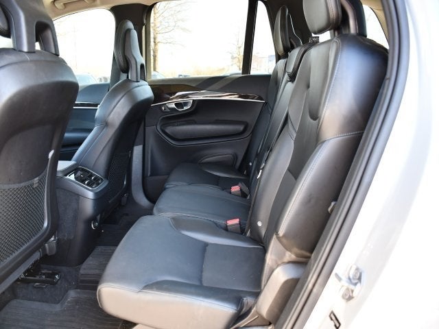 2018 Volvo XC90 T5 Momentum