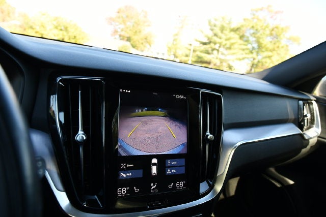 2020 Volvo V60 Cross Country T5