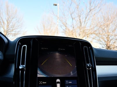 2019 Volvo XC40 Momentum