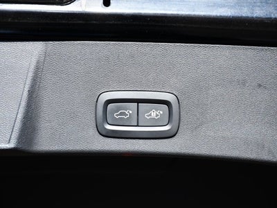 2019 Volvo XC40 Momentum