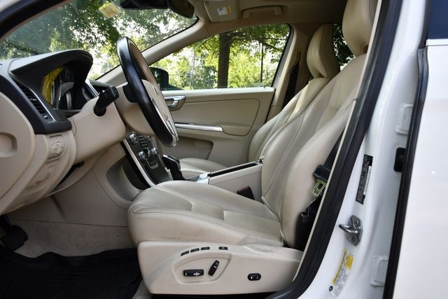 2015 Volvo XC60 T5 Premier