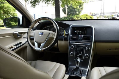2015 Volvo XC60 T5 Premier