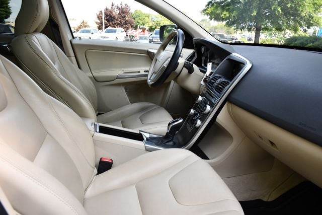 2015 Volvo XC60 T5 Premier