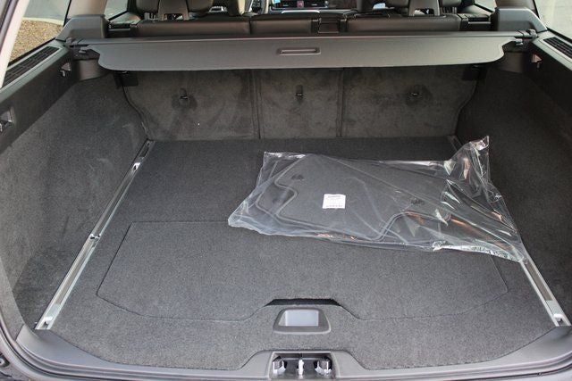 2016 Volvo XC70 T5 Platinum