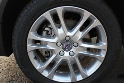 2016 Volvo XC70 T5 Platinum