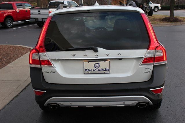 2016 Volvo XC70 T5 Platinum