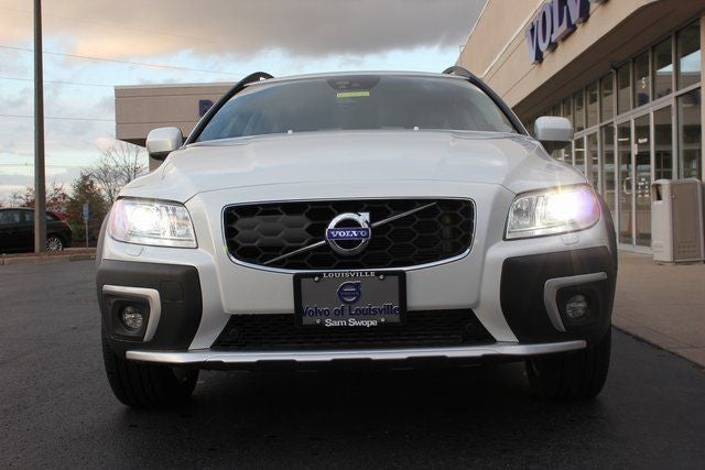 2016 Volvo XC70 T5 Platinum
