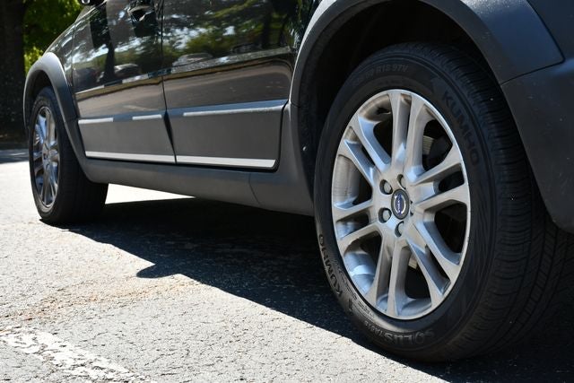 2016 Volvo XC70 T5 Platinum