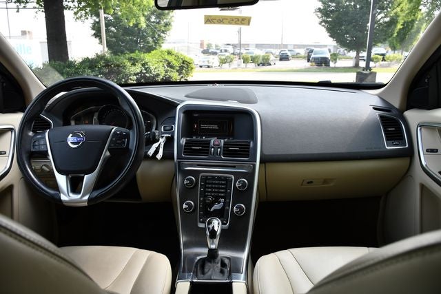 2015 Volvo XC60 3.2 Platinum