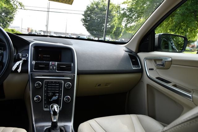 2015 Volvo XC60 3.2 Platinum