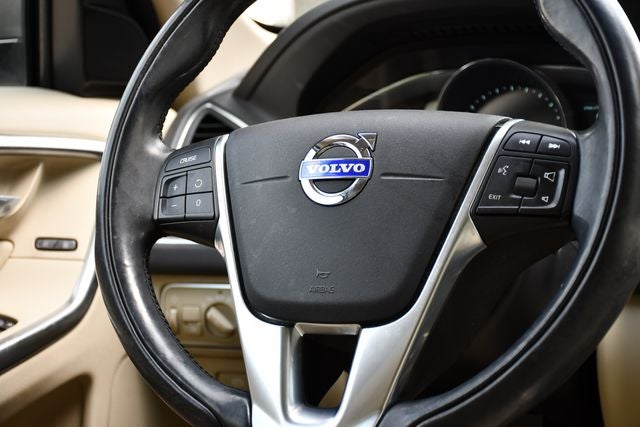 2015 Volvo XC60 3.2 Platinum