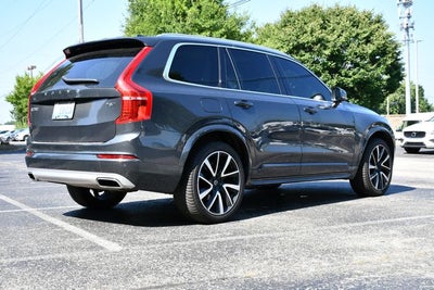 2021 Volvo XC90 T6 Momentum