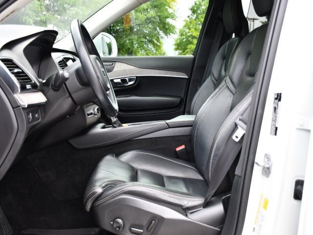 2021 Volvo XC90 T6 Inscription